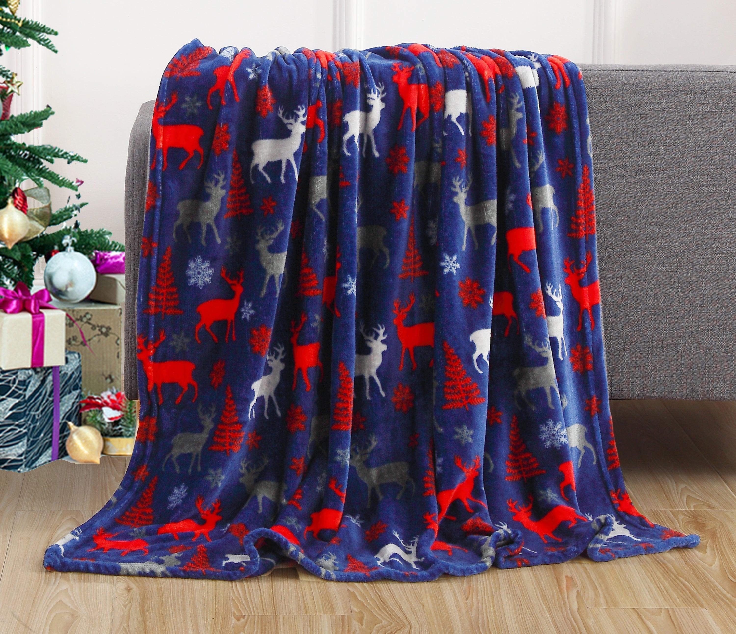 Everlaneas 50" x 60" Holiday Velvet Plush Blanket Throw - 50 x 60 inches